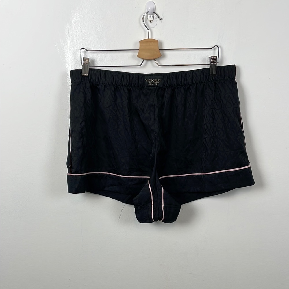 Victoria's Secret Soft Satin Women's XL Black Pink Trim Lounge Sleepware Shorts